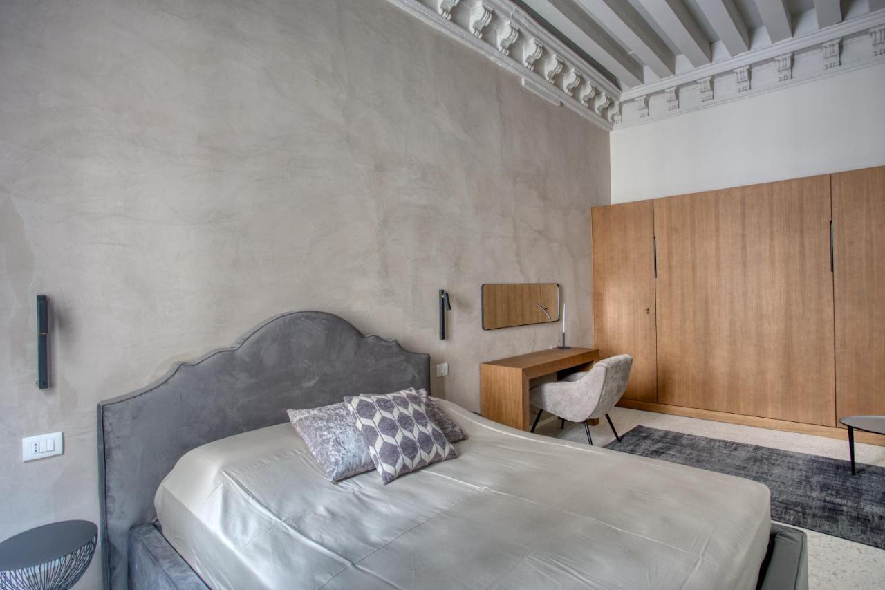 Palazzo Bonvicini 10 * Venedig